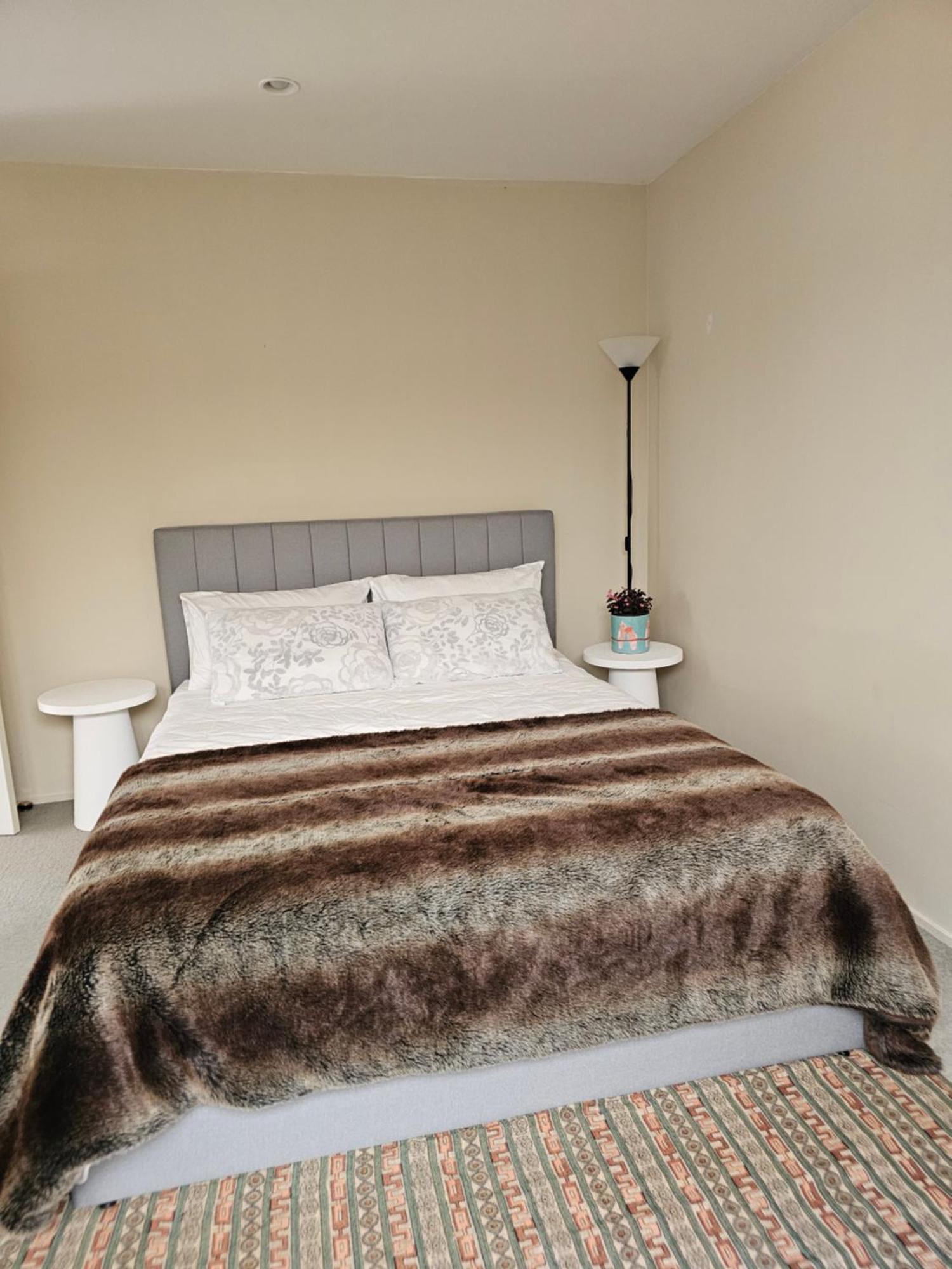 Lilypad Of Three Kings Guest Bed & Breakfast Auckland