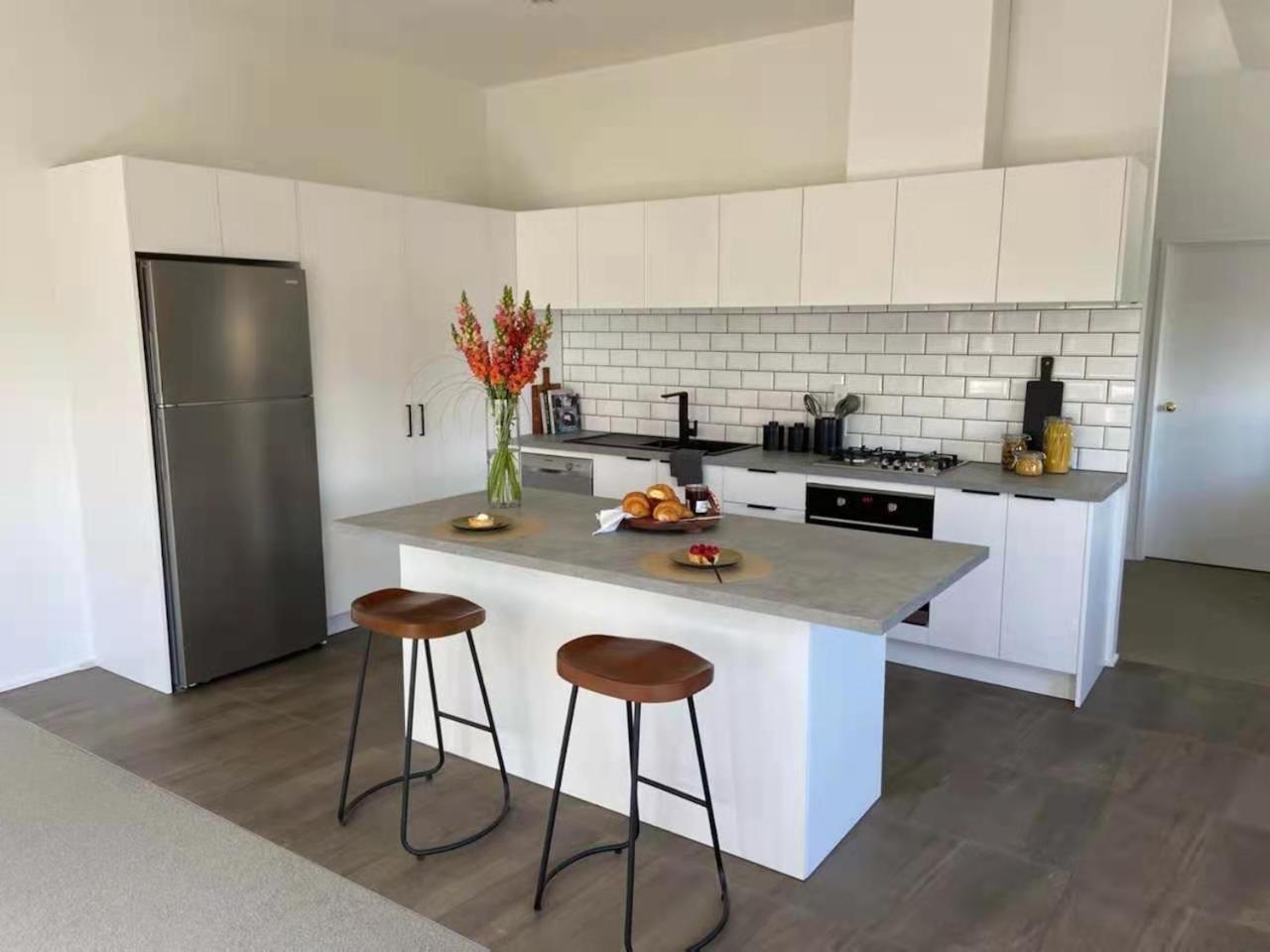 Lilypad Of Three Kings Guest Bed & Breakfast Auckland